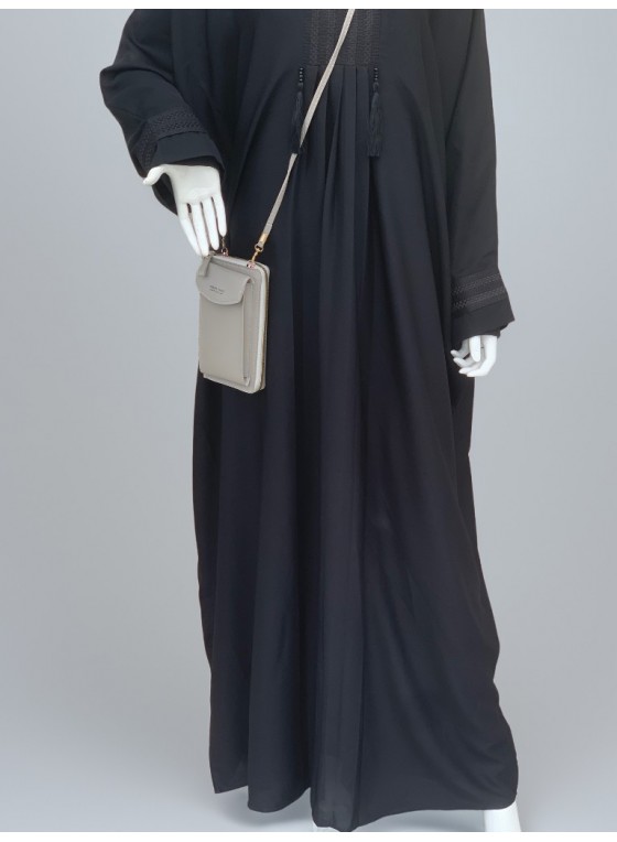 abaya noire Dubai